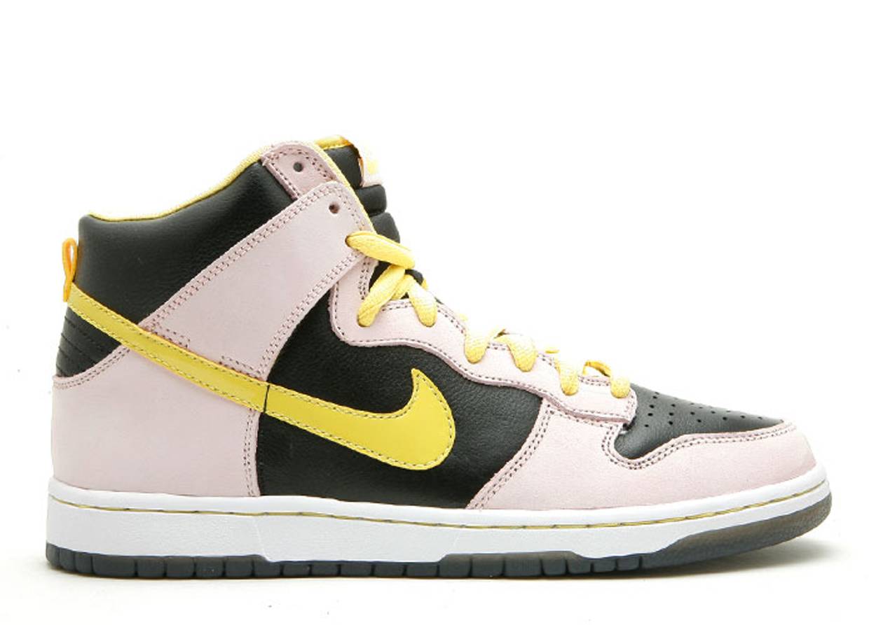 nike sb dunk miss piggy