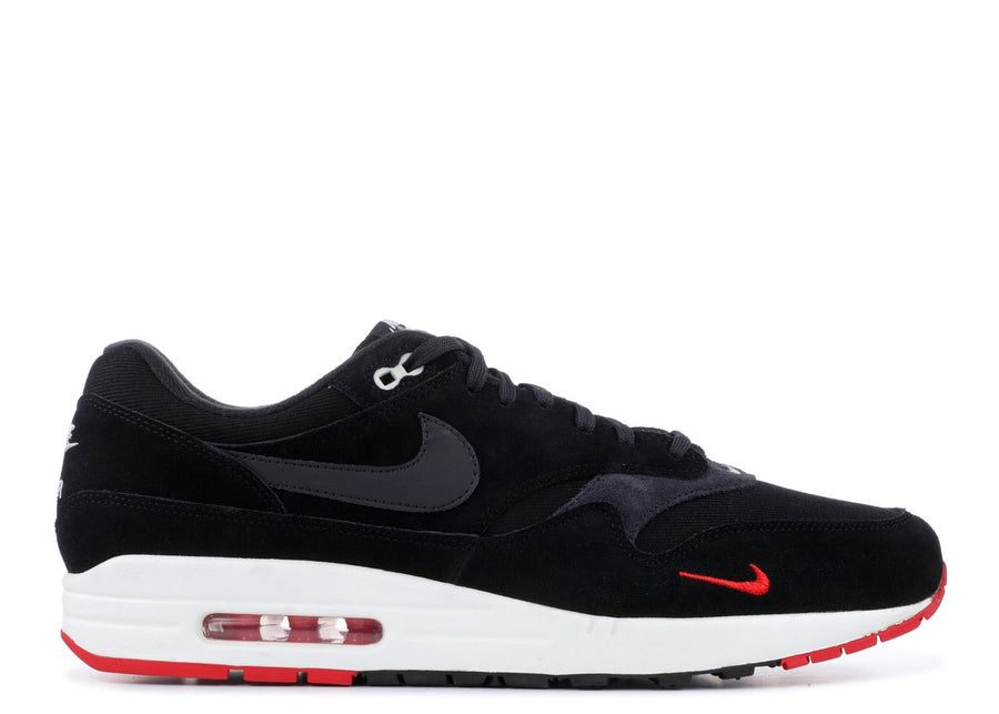 Nike Air Max 1 Mini Swoosh Bred