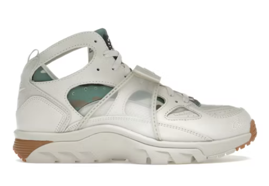 Nike Air Trainer Huarache Corteiz Light Bone