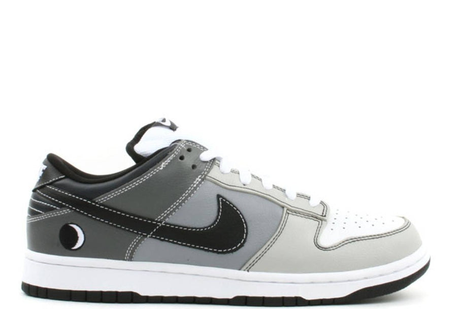 Nike SB Dunk Low Lunar Eclipse (West)